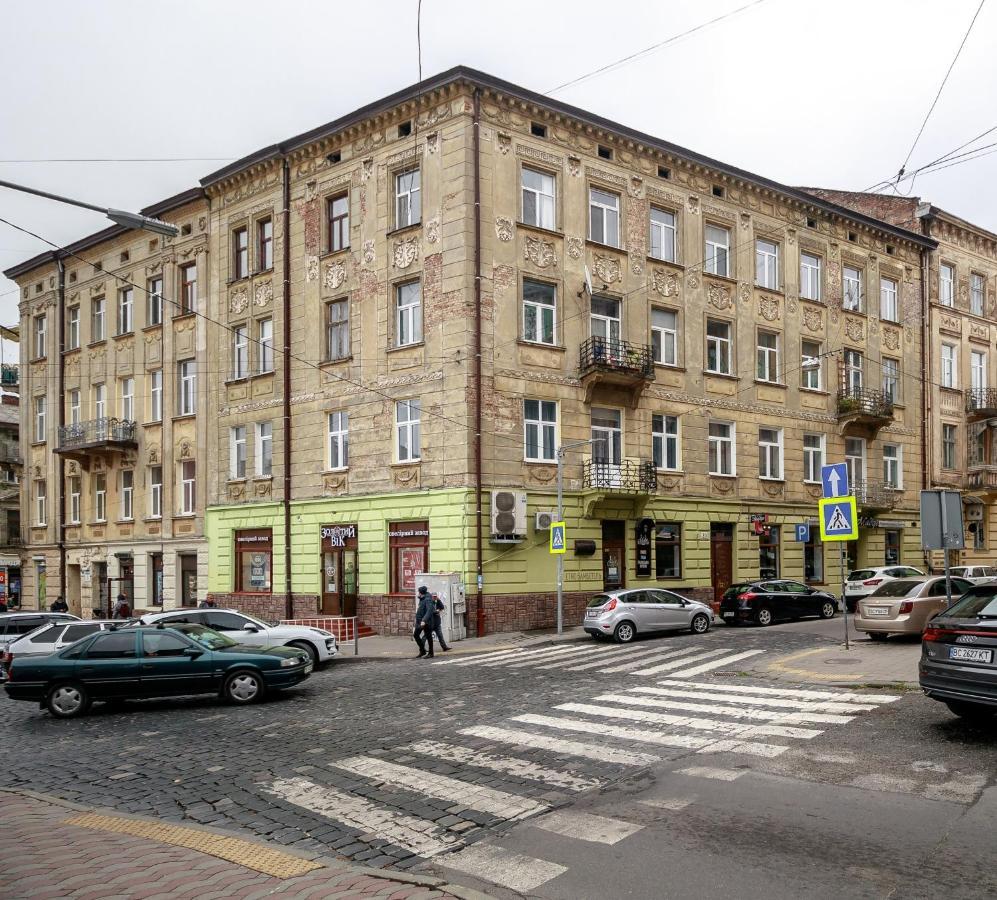 Golden Violin ! Apartments Lviv S Eksteriør bilde